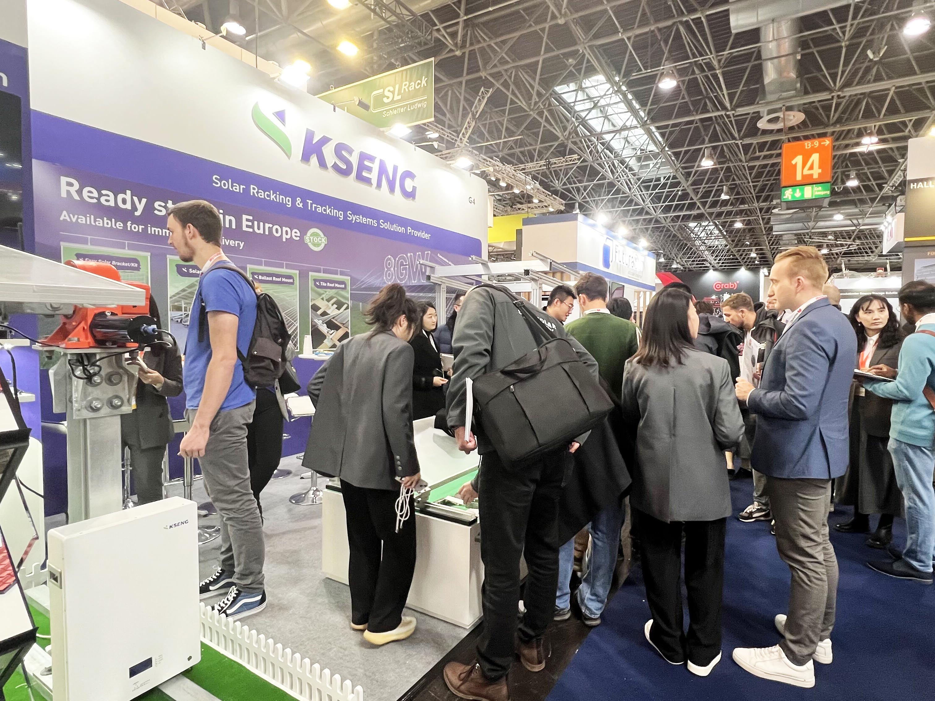 Kseng Solar Booth