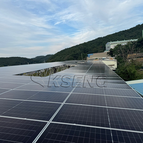 solar panel roof mounting bracket.jpg